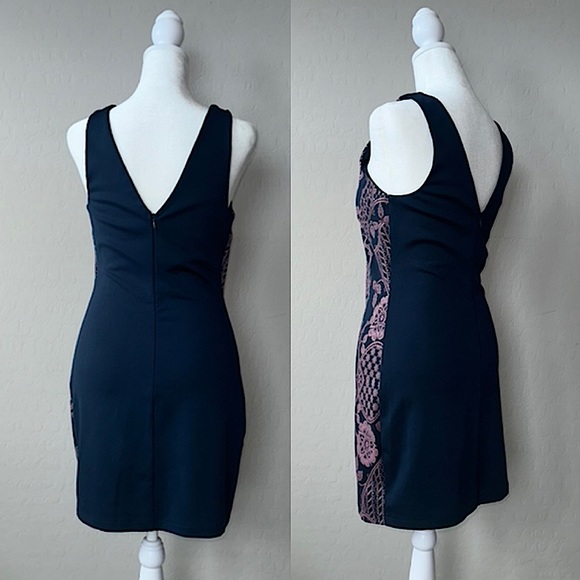 Do & Be Print Body-con Sheath Dress - Picture 9 of 9